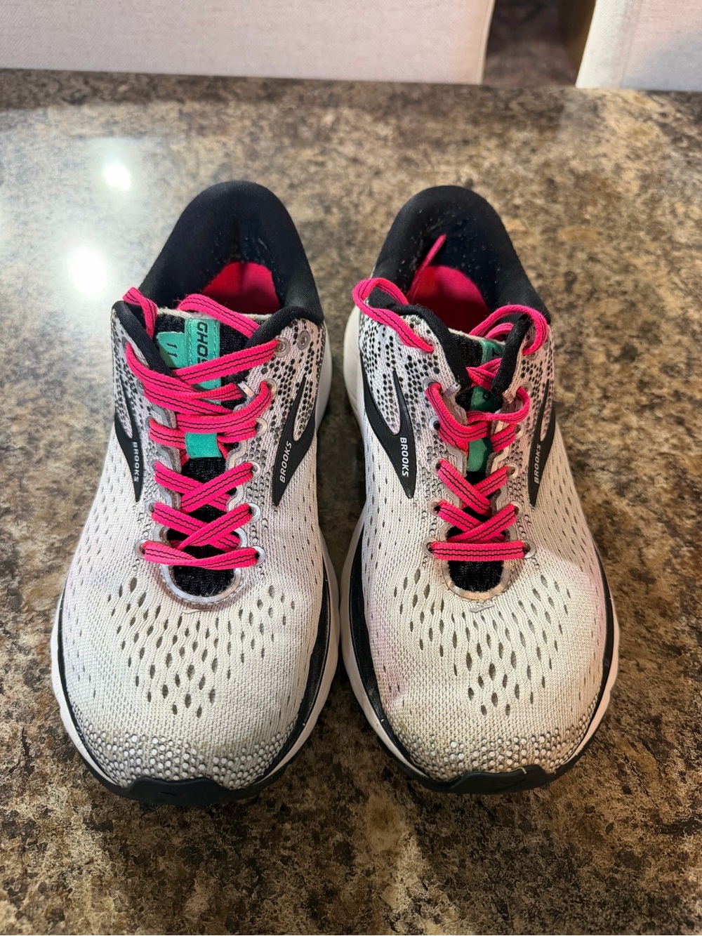 Brooks Women's White Athletic Shoes with Pink Laces